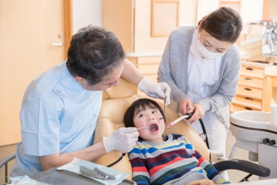 小さな頃から歯医者に通うメリット